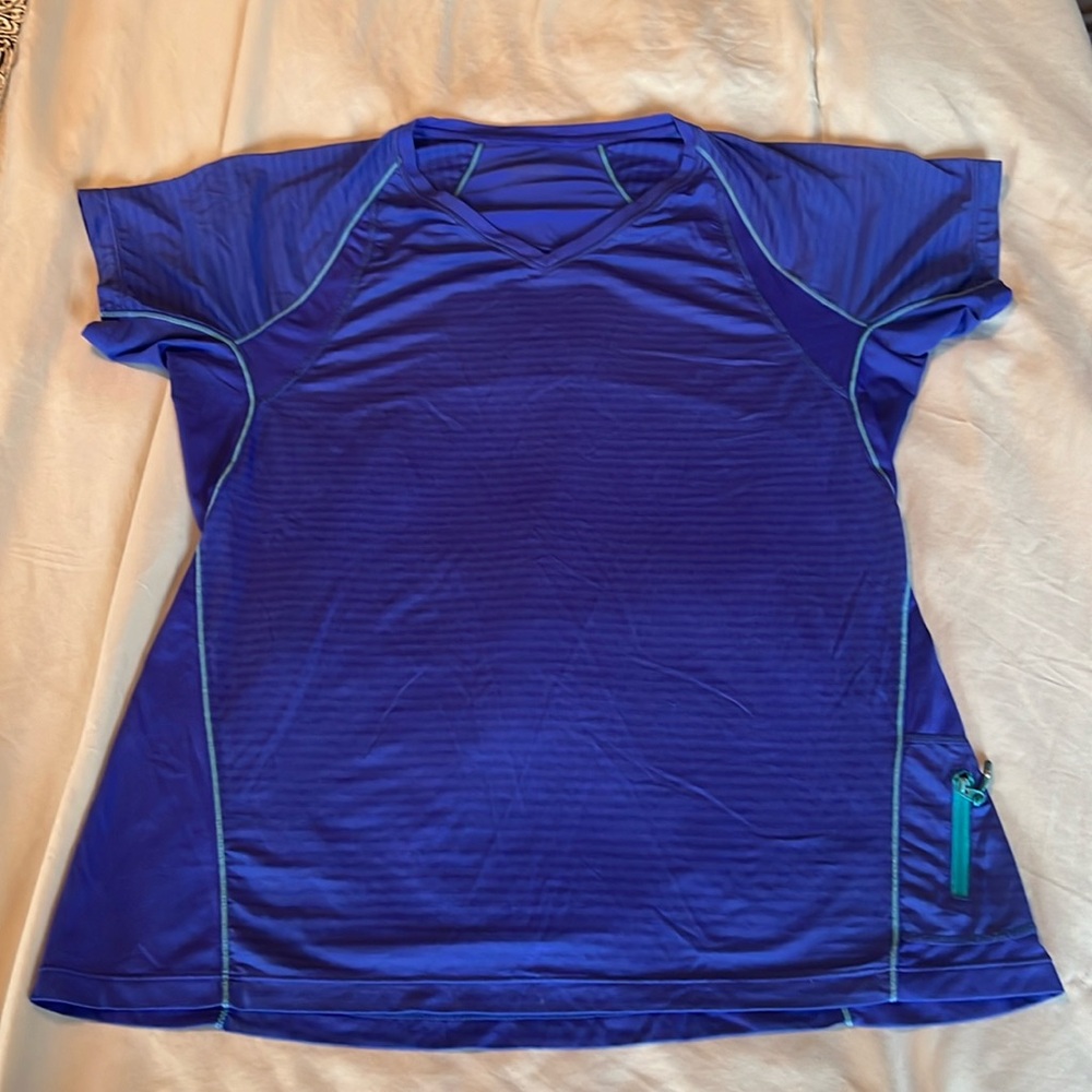Athletic top